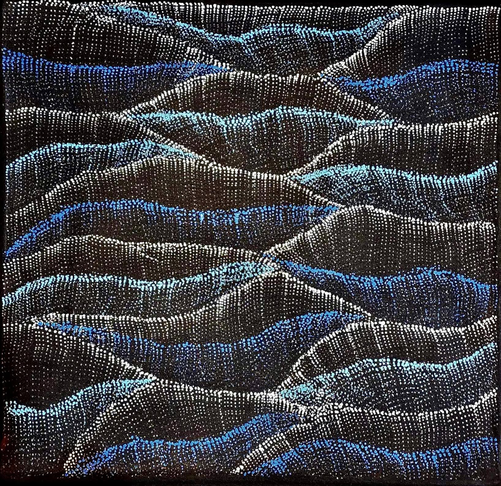 Toile aborigène sur fond noir aux vagues pointillées blanches et bleu turquoise, exposition So Blue